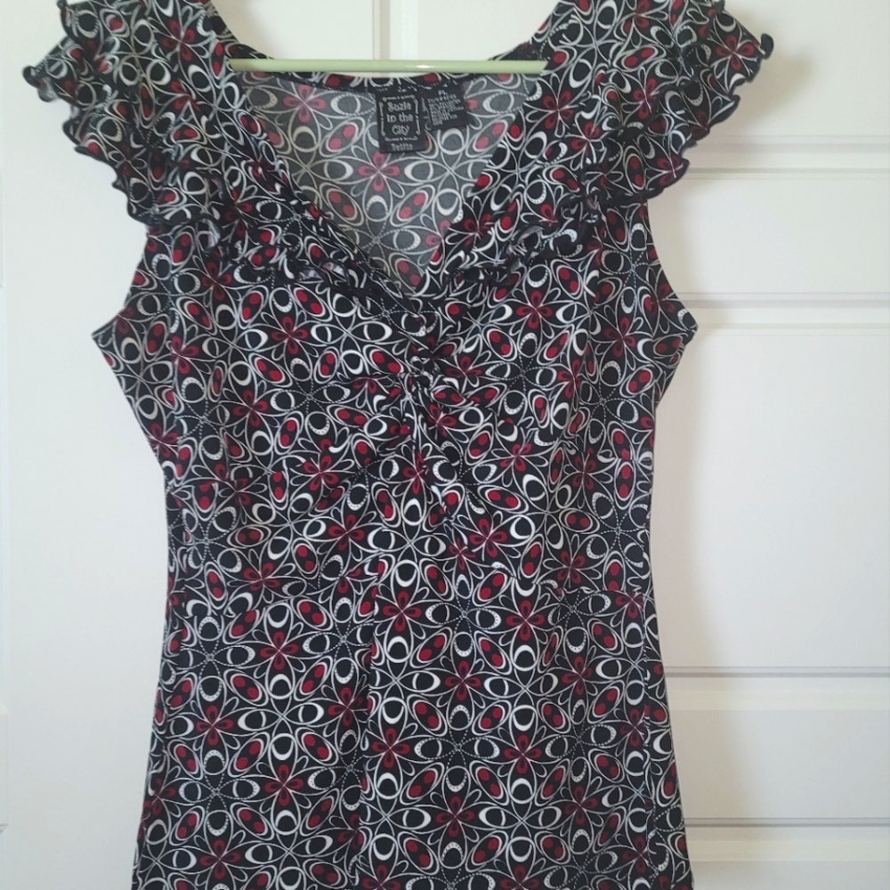 Sleeveless Vneck Cut Black, Red, White Top
